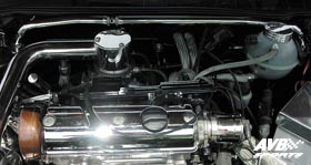 Strutbar front