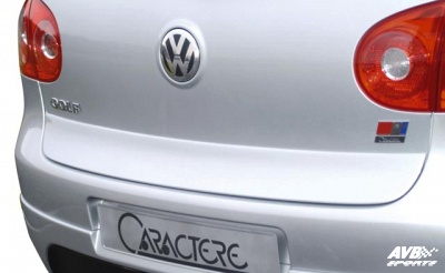 Rear garnish