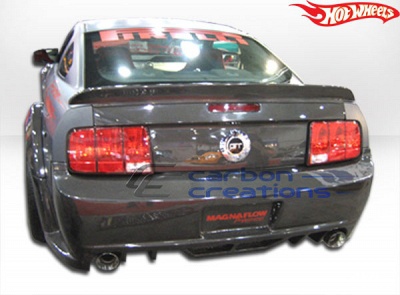 Rear wing