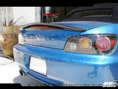 Rear wing