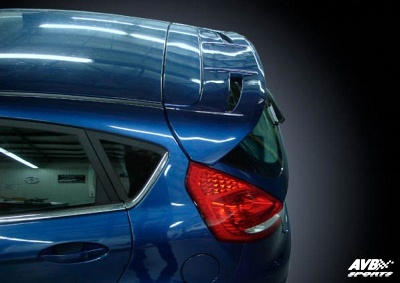 Rear wing