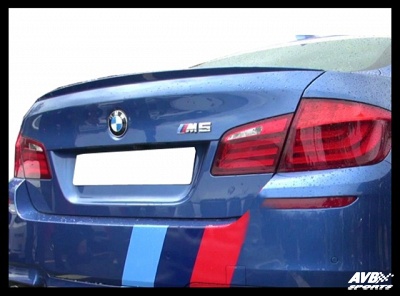 Rear wing