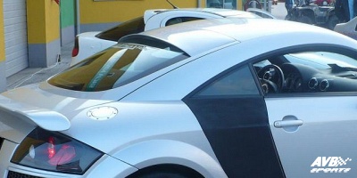 Rear wing