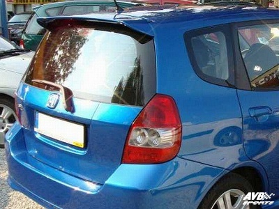 Rear wing