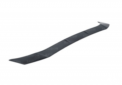 Rear wing