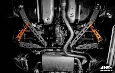 Trailing arms (rear)