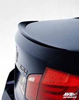 Rear wing
