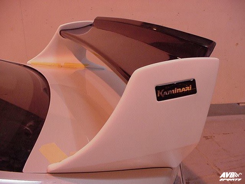 Rear wing