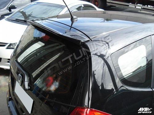 Rear wing