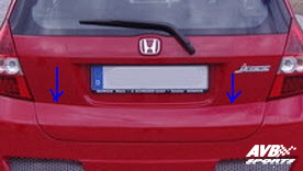 Rear garnish