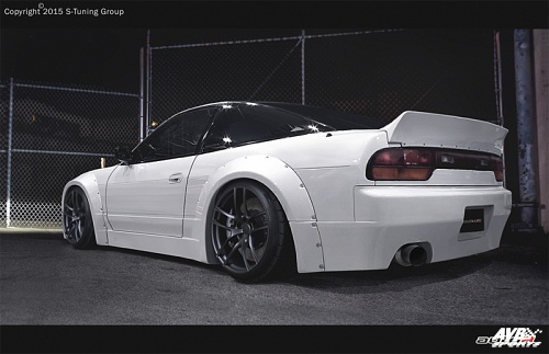 Rear wing