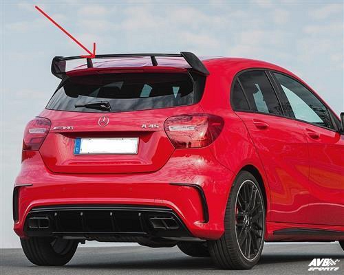 Rear wing