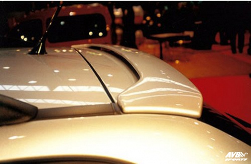Rear wing
