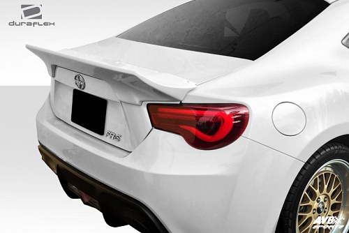Rear wing