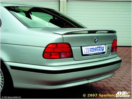Rear wing