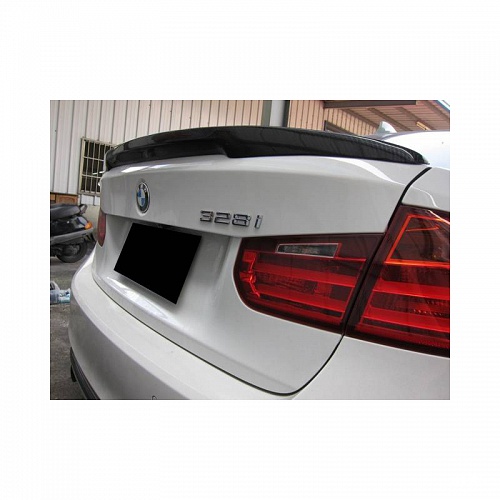Rear wing