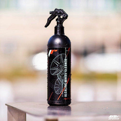 Wheel cleaner