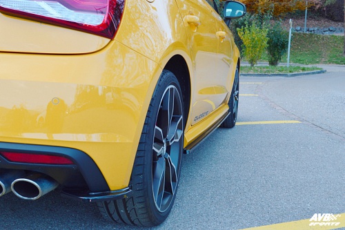 Rear side splitters Audi S1
