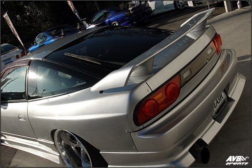 Rear wing