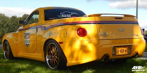 Rear corners