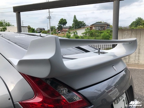 Rear wing