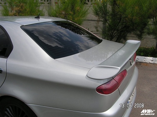 Rear wing