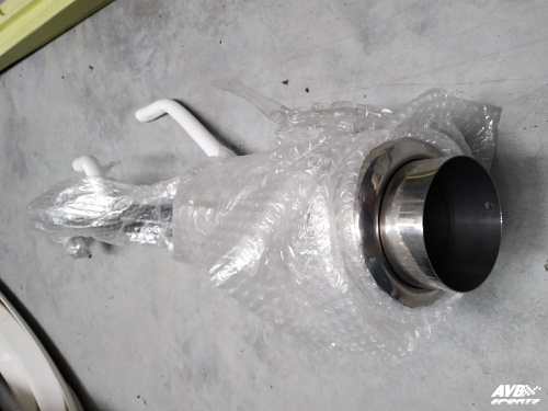 Rear muffler